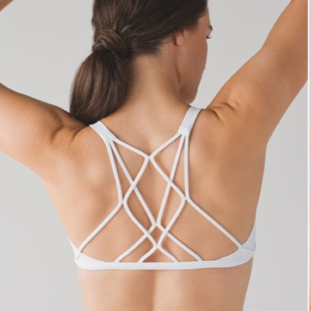Lululemom Free to be Zen bra